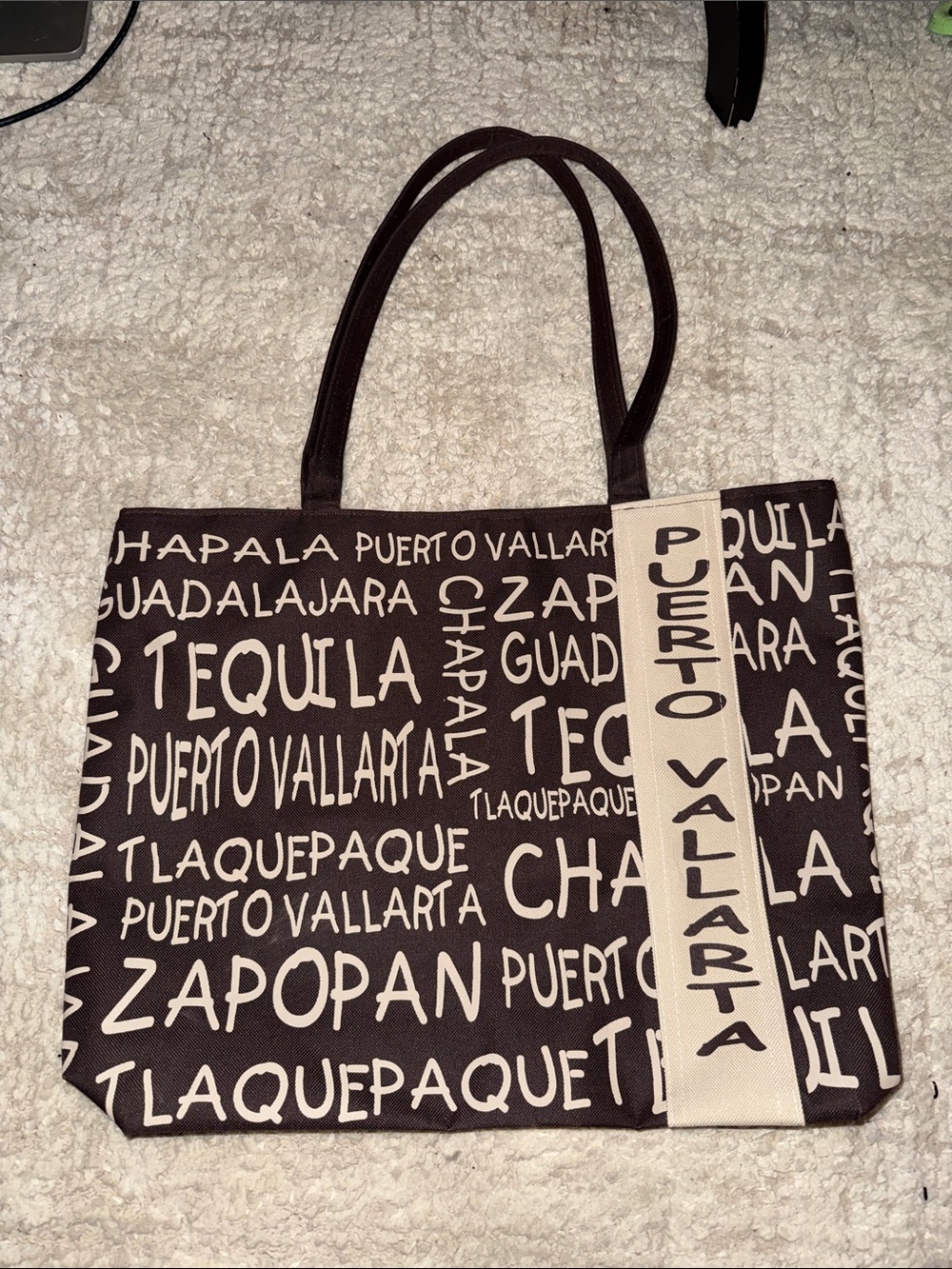 Puerto Vallarta Tequila Print Tote Bag - Brown & Cream